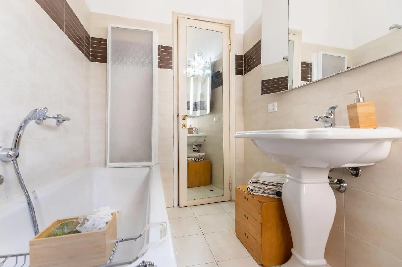 Appartamento Pacini - Affitti Brevi Italia Mediolan 0*,